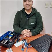 Estudiante universitario de Ingeniería de sistemas en la universidad Federico Villareal. Listo para enseñar
